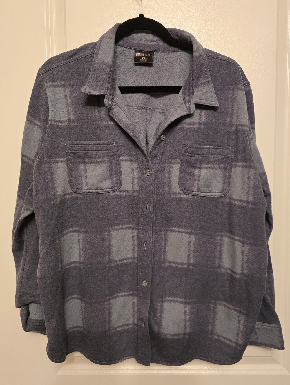Soft Plaid Button-Up Shirt Jacket in Lavender and Light Gray Size XL